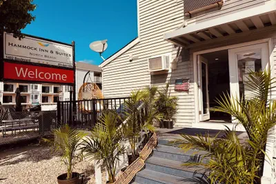 Photo 2 - Hammock Inn & Suites - Jersey Shore