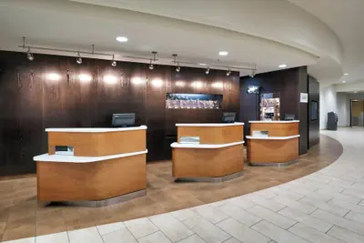 Photo 3 - Courtyard by Marriott Lincoln Downtown