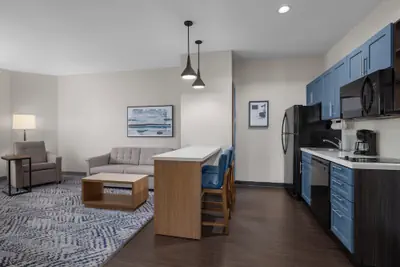 Photo 3 - Candlewood Suites Alexandria by IHG