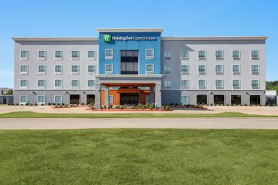 Photo 2 - Holiday Inn Express & Suites Forrest City by IHG