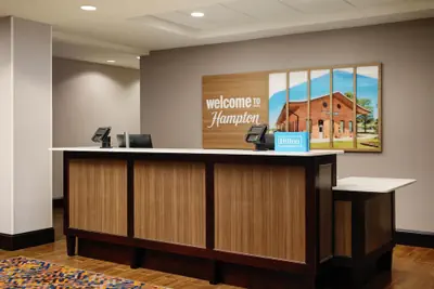 Photo 5 - Hampton Inn Thomson