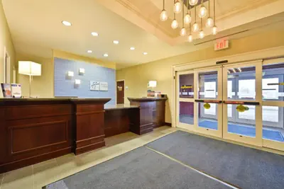 Photo 5 - Holiday Inn Express & Suites Utica by IHG