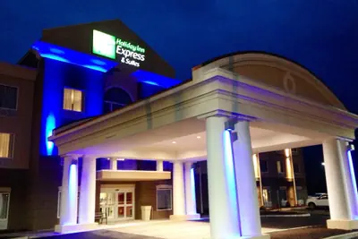 Photo 2 - Holiday Inn Express & Suites Utica by IHG