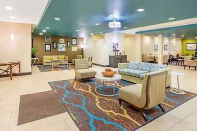 Photo 5 - La Quinta Inn & Suites by Wyndham Floresville