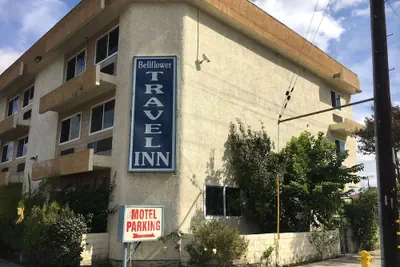 Photo 2 - Bellflower Travel Inn