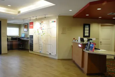 Photo 3 - TownePlace Suites Redding