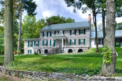 Photo 2 - Stocks Manor Bed and Breakfast