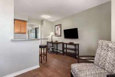 Photo 5 - Eagle's Den Three Rivers Texas a Travelodge by Wyndham