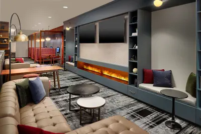 Photo 2 - Courtyard by Marriott Washington, DC/Foggy Bottom