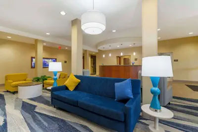 Photo 4 - Comfort Suites Sarasota - Siesta Key