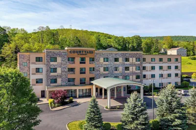 Photo 2 - Courtyard Oneonta