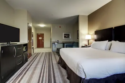 Photo 5 - Holiday Inn Express Hotel & Suites Natchez South by IHG