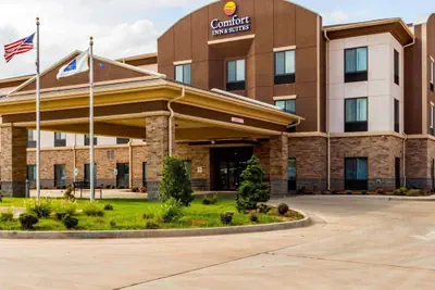 Photo 2 - Comfort Inn & Suites Alva
