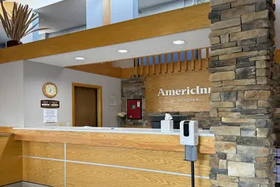Photo 4 - AmericInn by Wyndham Sioux Falls