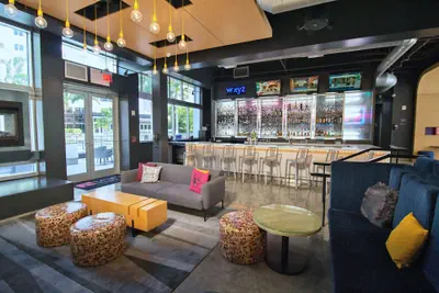 Photo 5 - Aloft by Marriott Miami Doral