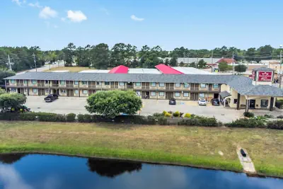 Photo 2 - Executive Inn and Suites