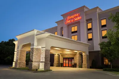 Photo 2 - Hampton Inn & Suites Prattville