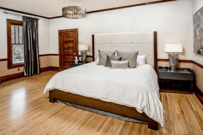 Photo 5 - Blackwell Hotel