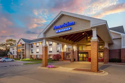 Photo 2 - AmericInn by Wyndham Madison South