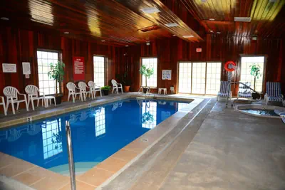 Photo 2 - Budget Inn Express