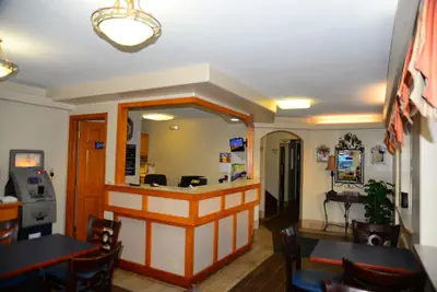 Photo 3 - Budget Inn Express