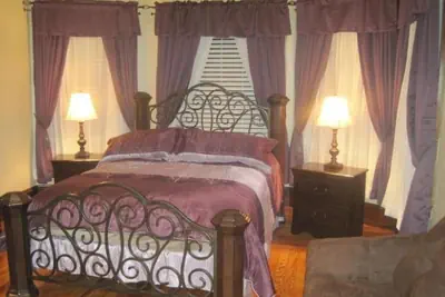 Photo 5 - Walton Manor Inn Bed & Breakfast