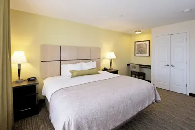 Photo 4 - Candlewood Suites Greeley by IHG