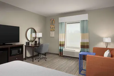Photo 5 - Hampton Inn & Suites Huntsville/Research Park Area