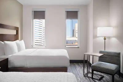 Photo 5 - Hampton Inn & Suites Denver Downtown-Convention Center