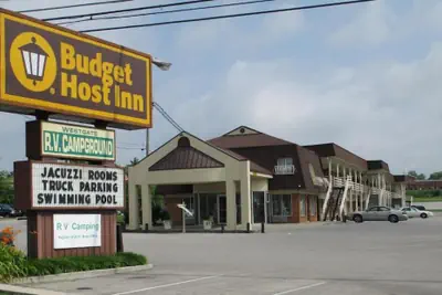 Photo 2 - Budget Host Westgate Inn