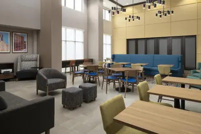Photo 5 - Hampton Inn & Suites Rochester/Henrietta