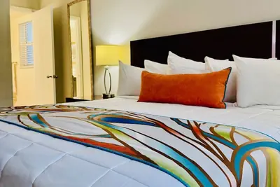 Photo 2 - Surfsider Resort