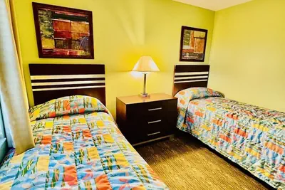 Photo 5 - Surfsider Resort