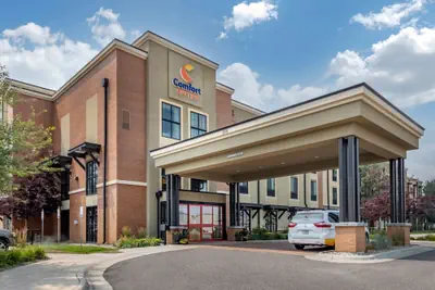 Photo 2 - Comfort Suites Airport - University