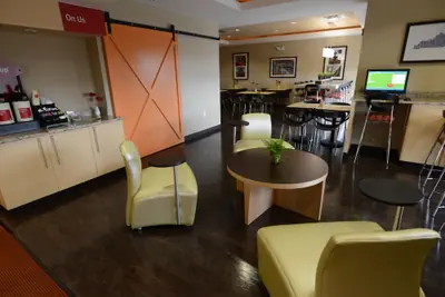 Photo 5 - TownePlace Suites Bowling Green