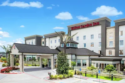 Photo 2 - Hilton Garden Inn Victoria