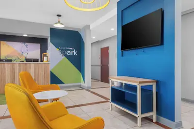 Photo 3 - Spark by Hilton Minot