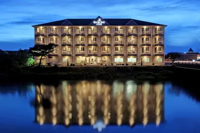 Photo 2 - River Inn at Seaside