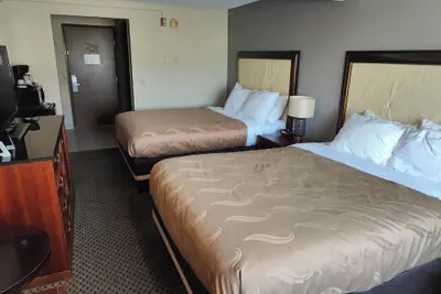 Photo 5 - Roosevelt Hotel