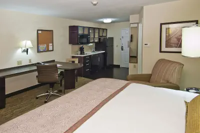 Photo 5 - Candlewood Suites Tupelo North by IHG