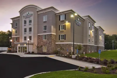 Photo 2 - Candlewood Suites Tupelo North by IHG