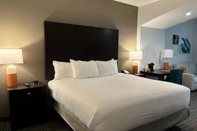 Photo 5 - Comfort Inn & Suites Verona at Turning Stone Resort Casino