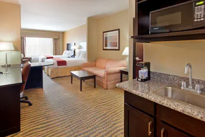 Photo 4 - Holiday Inn Express Hotel & Suites Gallup East by IHG