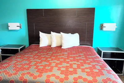 Photo 2 - Euro Inn and Suites Slidell