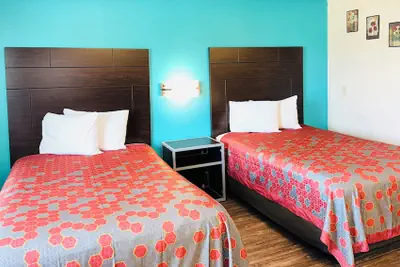 Photo 4 - Euro Inn and Suites Slidell