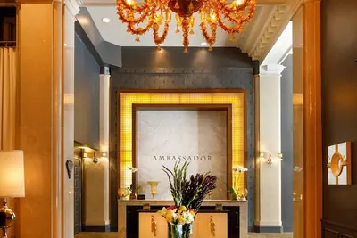 Photo 5 - Ambassador Hotel Kansas City, Autograph Collection