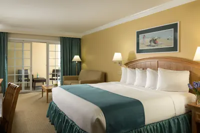 Photo 4 - La Mer Beachfront Resort