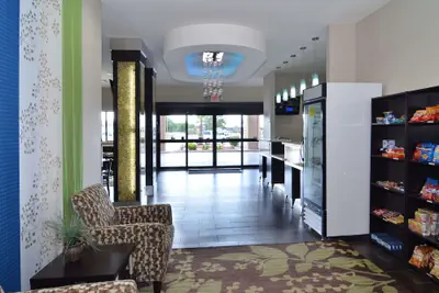 Photo 5 - Quality Inn & Suites Kenedy - Karnes City