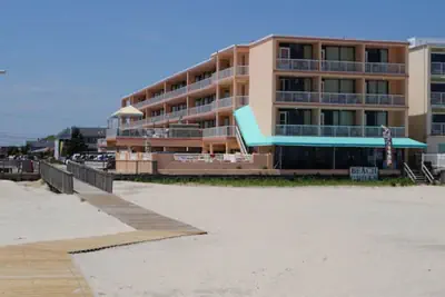 Photo 2 - Beau Rivage Beach Resort