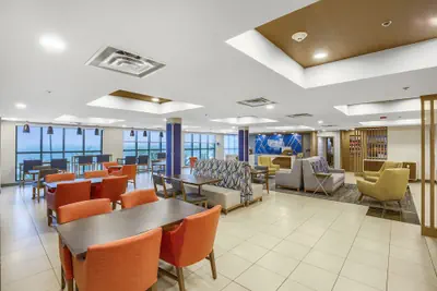 Photo 3 - Holiday Inn Express Gulfport Beach by IHG
